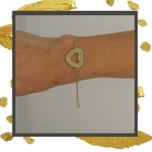 Load image into Gallery viewer, White Heart Bracelet
